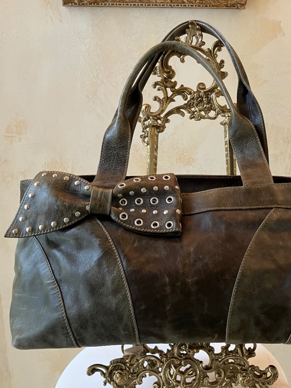 ROBERTA GANDOLFI GENUINE ITALIAN ARMY GREEN DISTRESSED LEATHER HANDBAG
